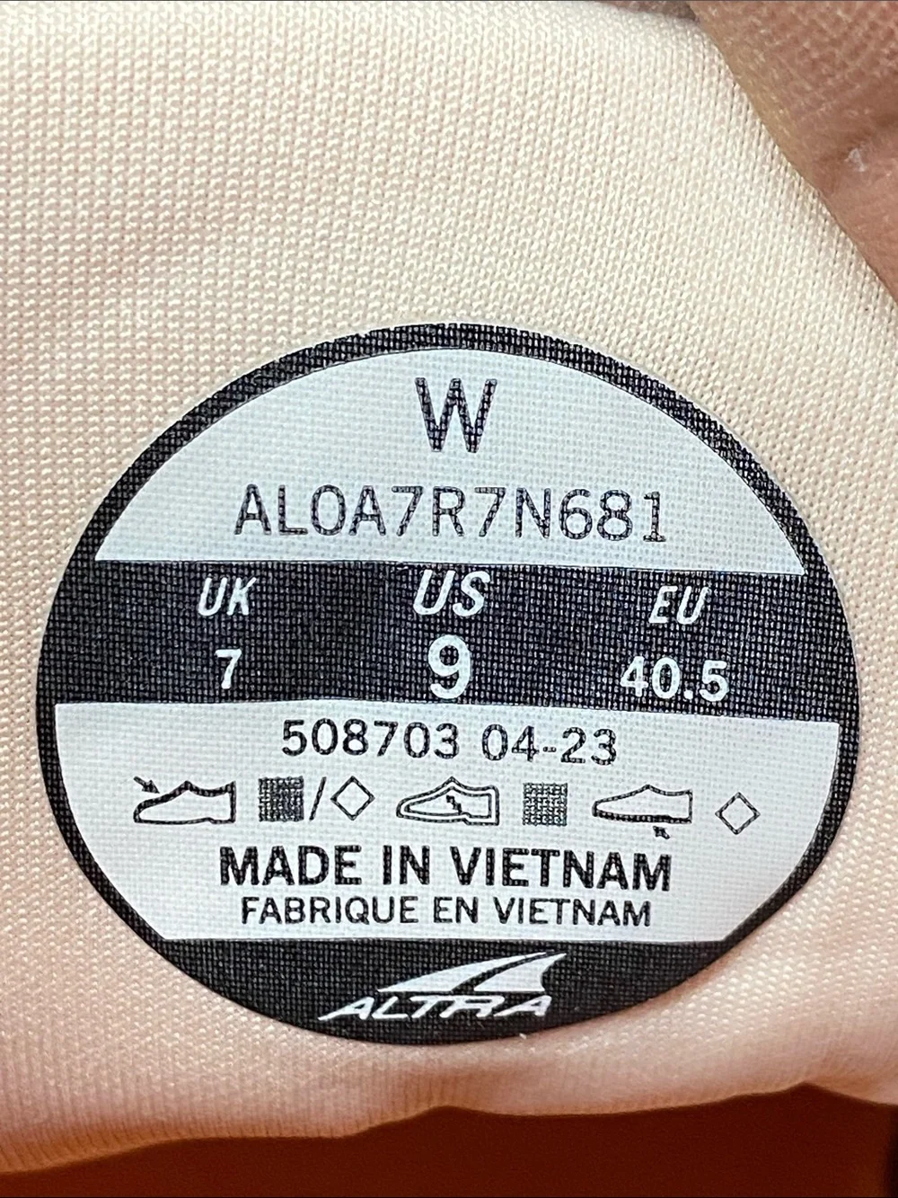 Altra Rivera 3 Women’s Running Sneakers Size 9 “Dusty Pink” AL0A7R7N681